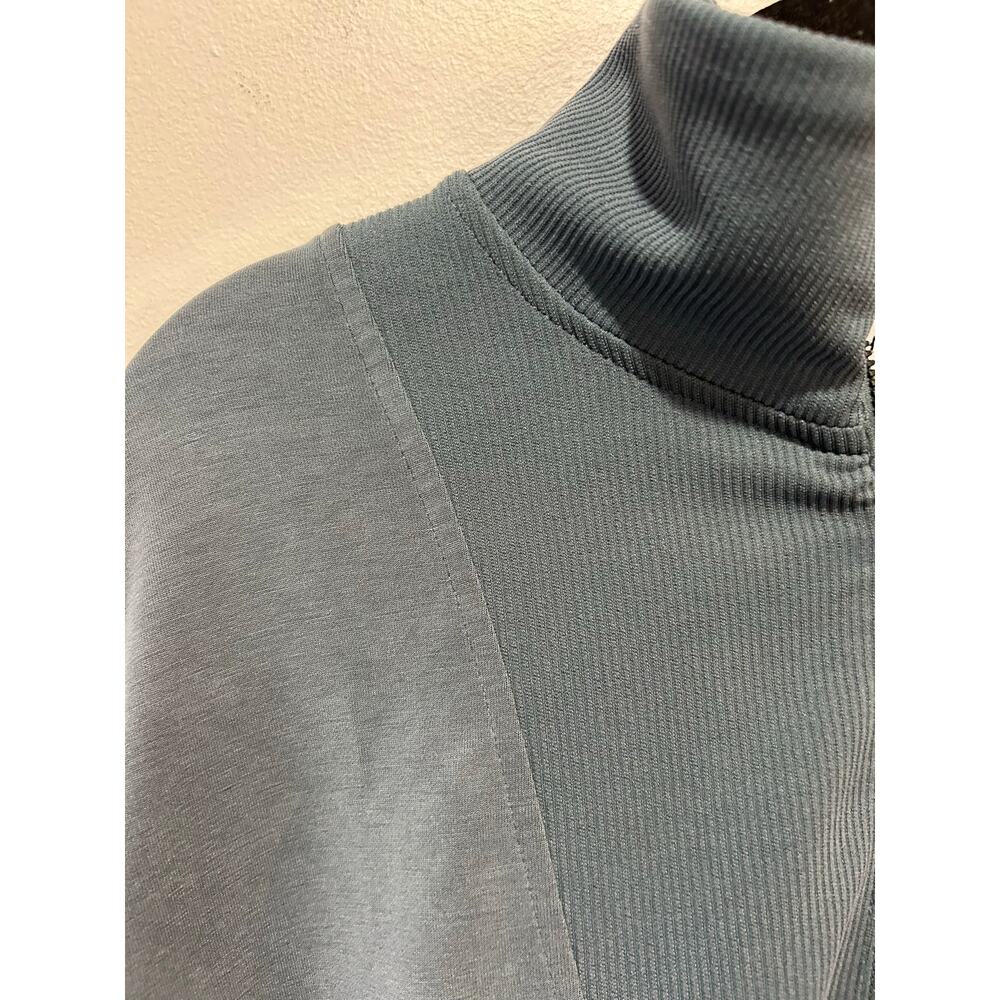 Athleta blue quarter zip sweatshirt womens M pockets super soft *small stain* - Picture 3 of 10